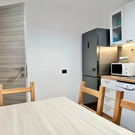 2 Min To Acquarium Porto Antico Vanilla Lejlighed *